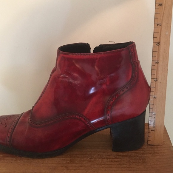 Sacco Red Patent Leather Western Ankle Boots. EU Size 39- US Size 8 1/2 to 9 - Picture 4 of 7
